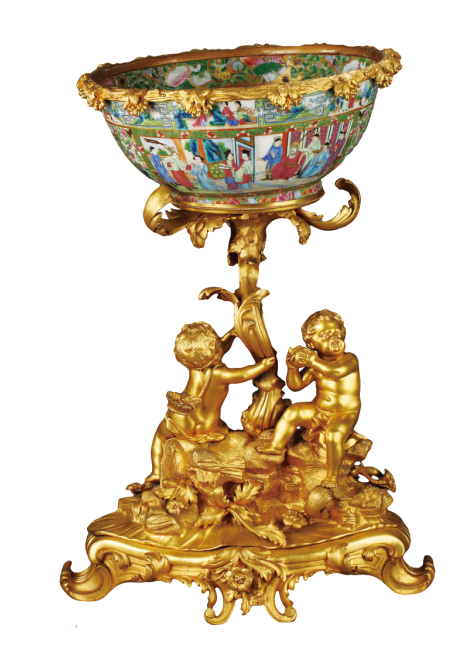 圖為清道光廣彩描金花鳥人物紋鑲天使銅座大碗。（來(lái)源：廣州十三行博物館）